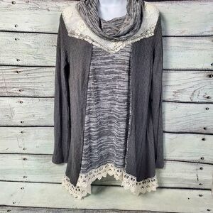 Jolt by Vanity Gray Cowl Neck Tunic Top M Lace Trim Long Sleeve Boho Sweater Shi